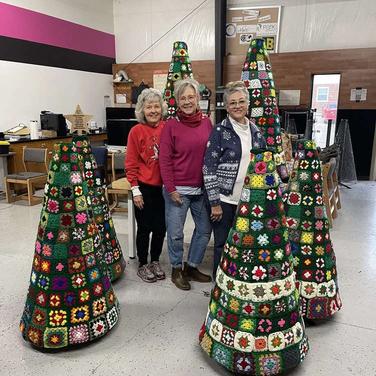 Crochetmas 2022, Eastern Kentucky 4